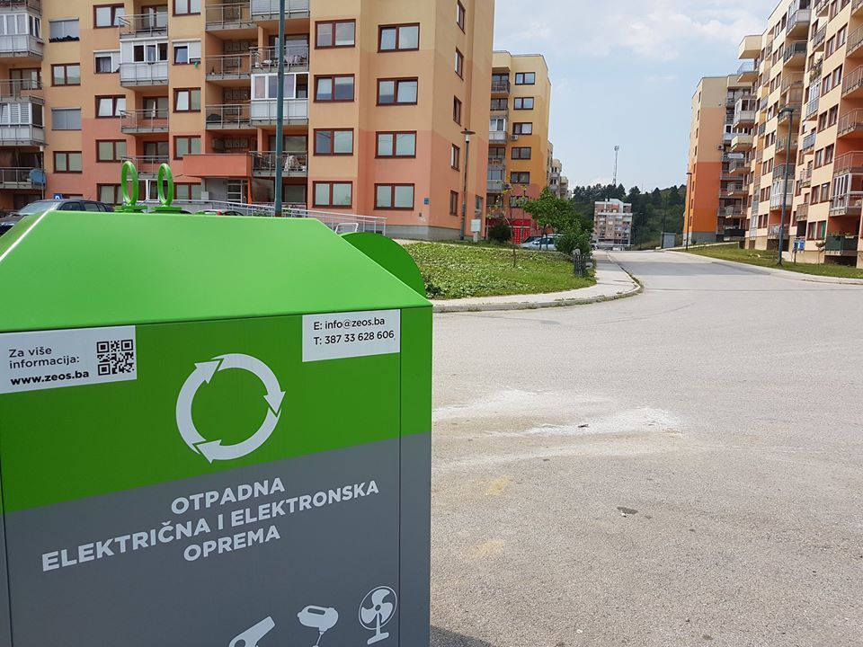 Kontejner za električni i elektronski otpad Općina Vogošća - Sarajevo (2).jpg