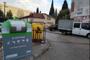 Mostar - Ulični kontejneri (6) - Tekija-optimized.jpg
