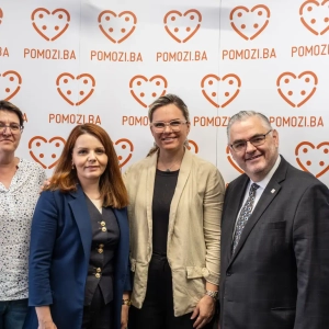 Pomozi.ba: Zahvalnica za doprinos razvoju zajednice - Donacijom popravljene opreme gradimo budućnost