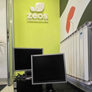 ZEOStation mjesto za popravku: Donacija 2 popravljena kompjutera za Desetu osnovnu školu Ilidža